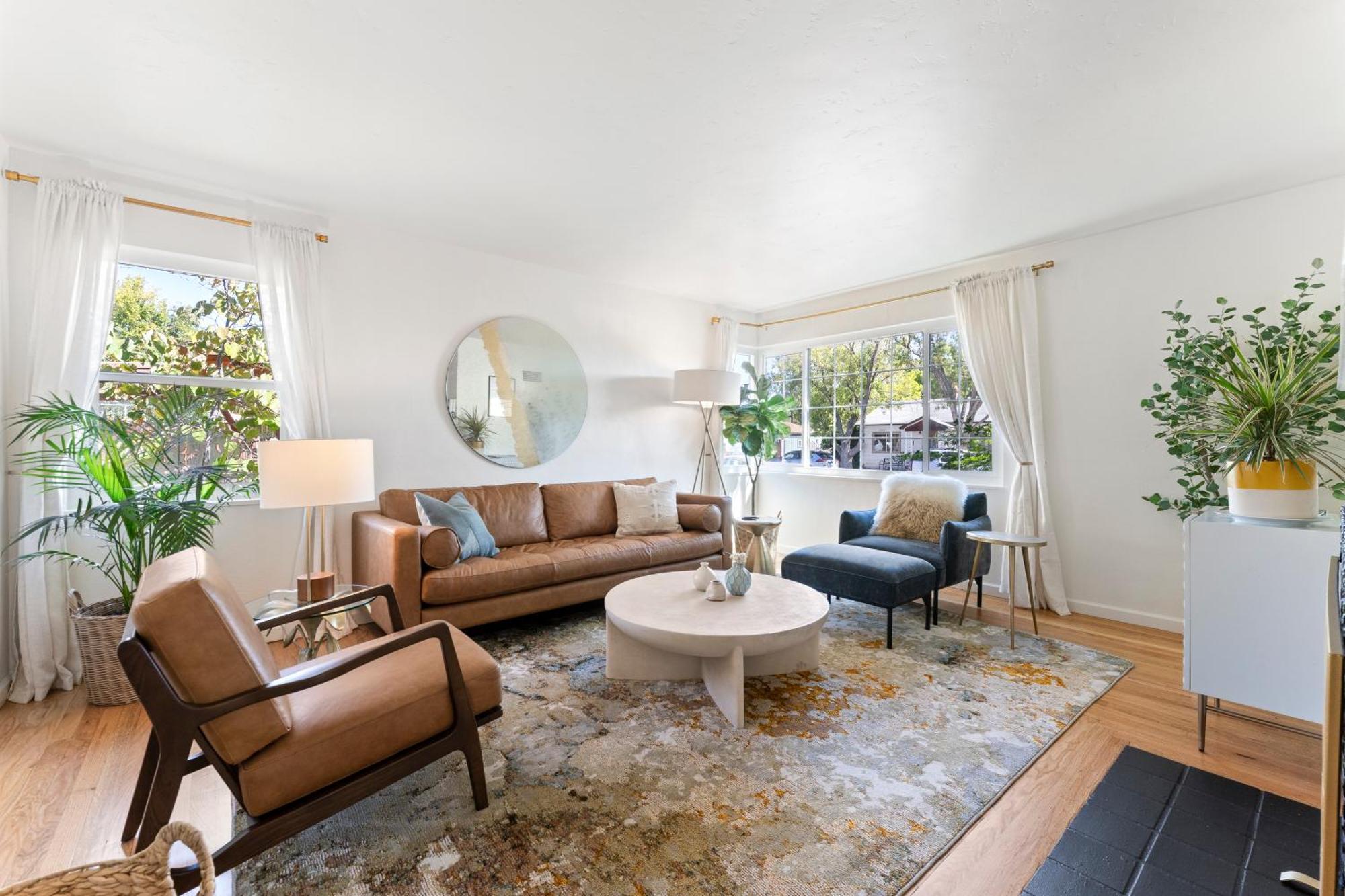 New! Family & Business Hub- Fire Pit Bbq * Reno